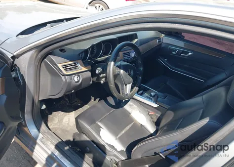 2015 Mercedes-Benz E 350 z USA, uszkodzony, nr VIN WDDHF5KBXFB132330